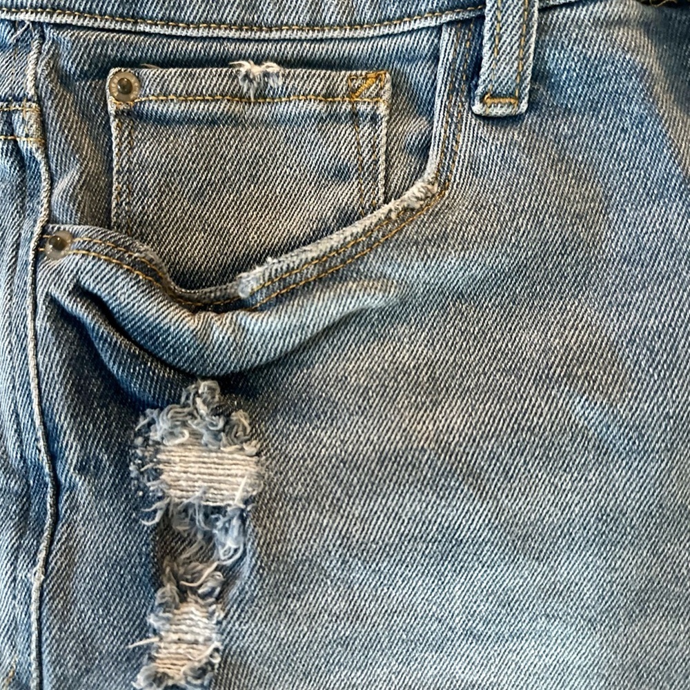 ✨‎ Kensie High Rise Distressed Denim Shorts Vintage Luxe Frayed Hem 6/28 NWT ✨ - Picture 7 of 9